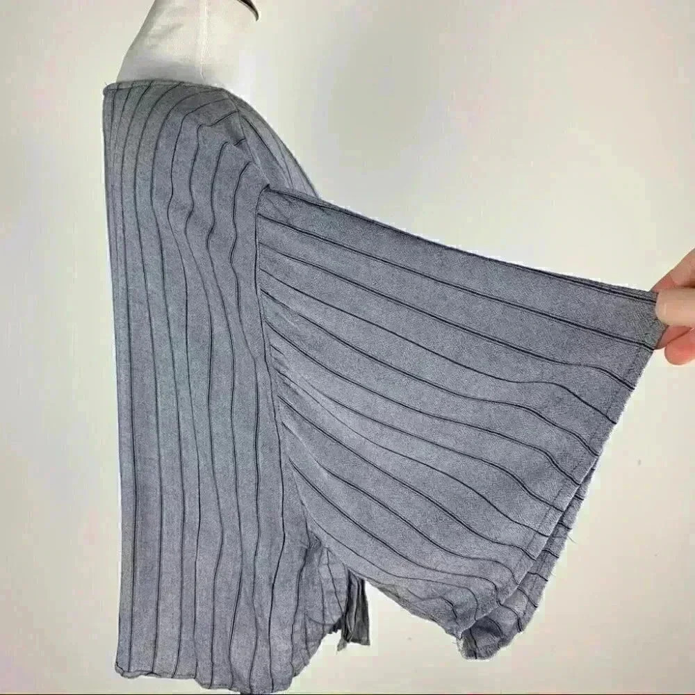 Blue rain Womens top size M blue striped v-neck boho peasant - Picture 4 of 10